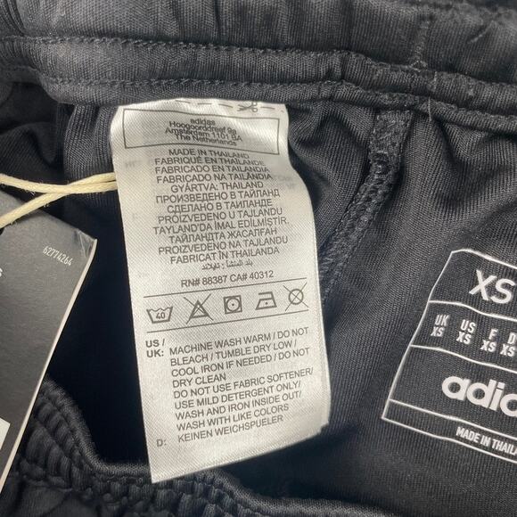 Adidas Men's X-Small Black Red Polyester Entrada 22 Athletic Soccer Shorts - Picture 6 of 13